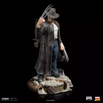 Előrendelhető Marvel Figura Old Man Logan (Wolverine 50th Anniversary) 23 cm