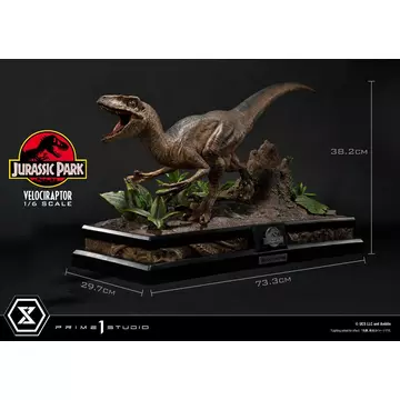 Jurassic Park Legacy Museum Collection Szobor 1/6 Velociraptor Attack 38 cm