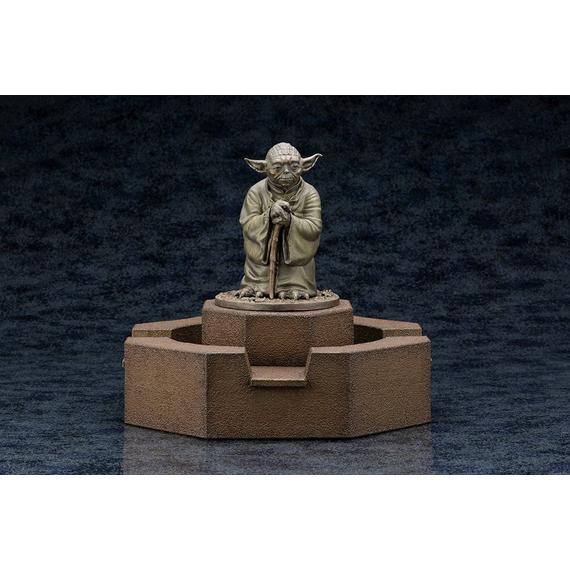 Star Wars Cold Cast Szobor Yoda Fountain Limited Edition 22 cm