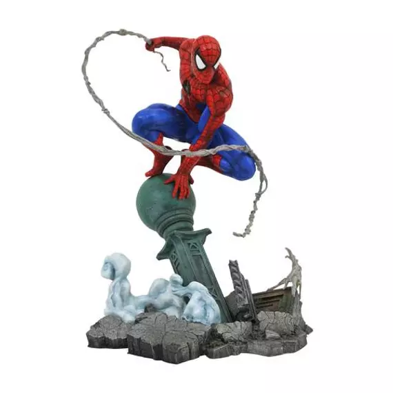 Előrendelhető Marvel Szobor Spider-Man 25 cm