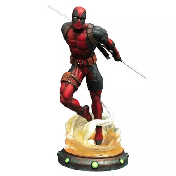 Előrendelhető Marvel Gallery PVC Szobor Deadpool 23 cm