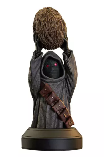 Előrendelhető Star Wars: The Mandalorian Offworld Jawa with Mudhorn Egg Szobor 15 cm