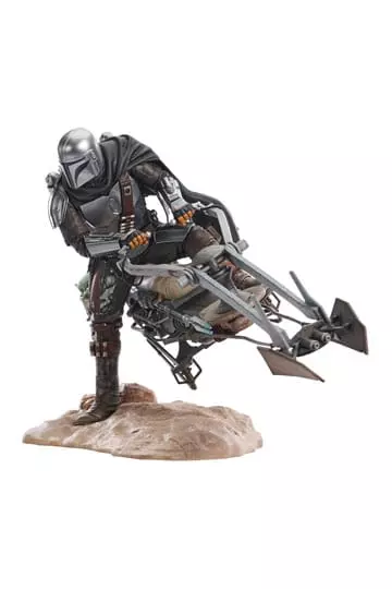 Előrendelhető Star Wars: The Mandalorian Szobor 23cm