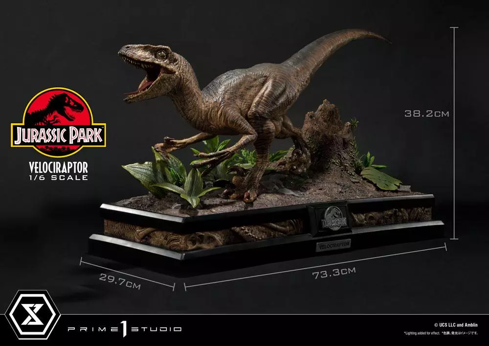 Jurassic Park Legacy Museum Collection Szobor 1/6 Velociraptor Attack 38 cm