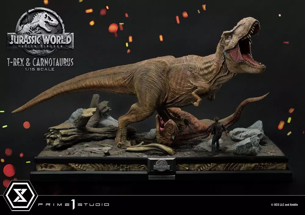 Jurassic World: Fallen Kingdom  Szobor  1/15 T-Rex & Carnotaurus 90 cm
